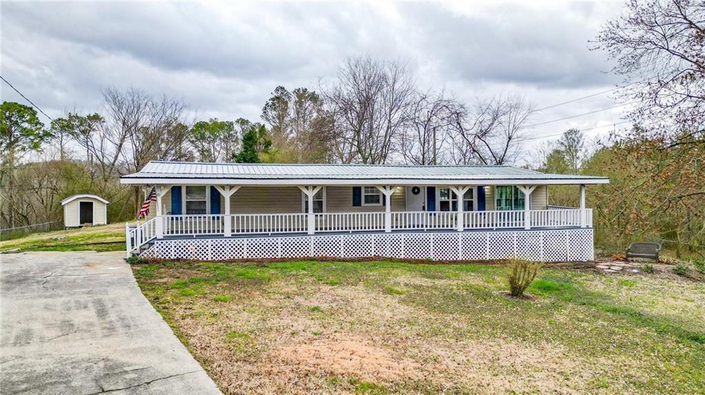 10 Creek DR SE Property